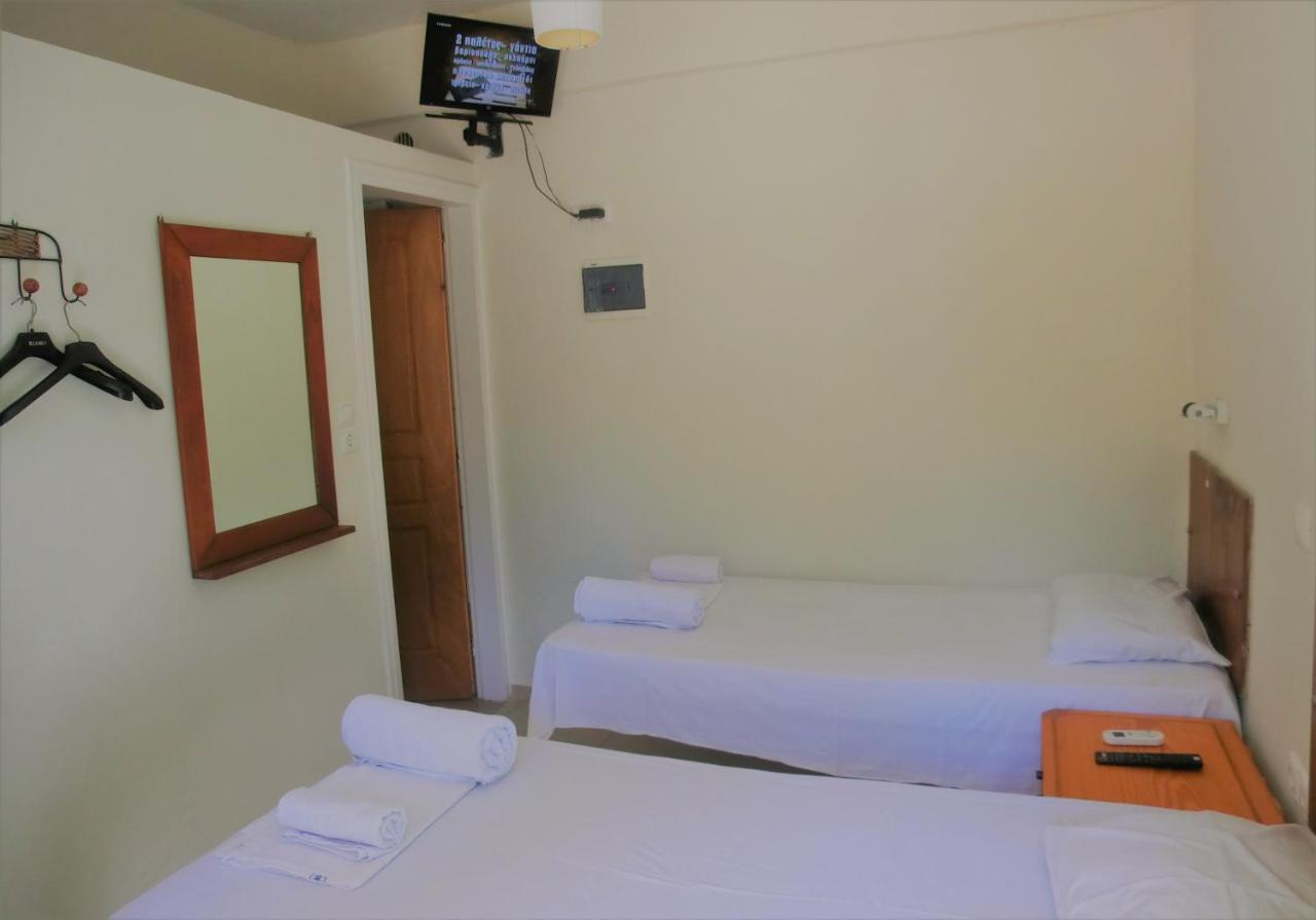 Santorini Camping/rooms