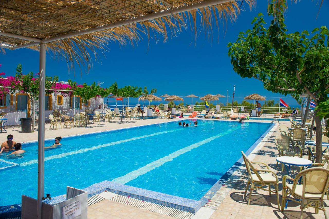 Camping Santorini Camping/rooms 2*